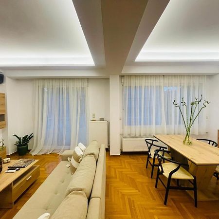 אתונה Overview Boutique Apartment מראה חיצוני תמונה