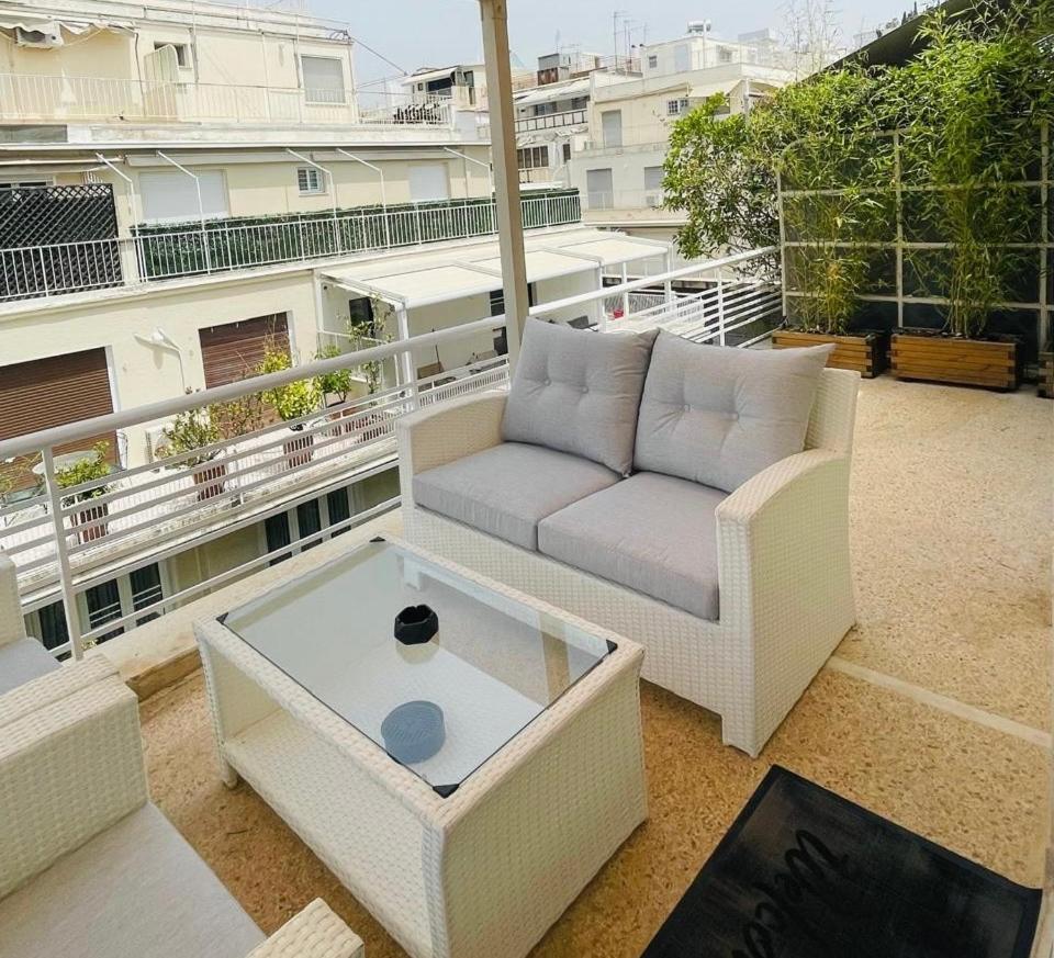 אתונה Overview Boutique Apartment מראה חיצוני תמונה
