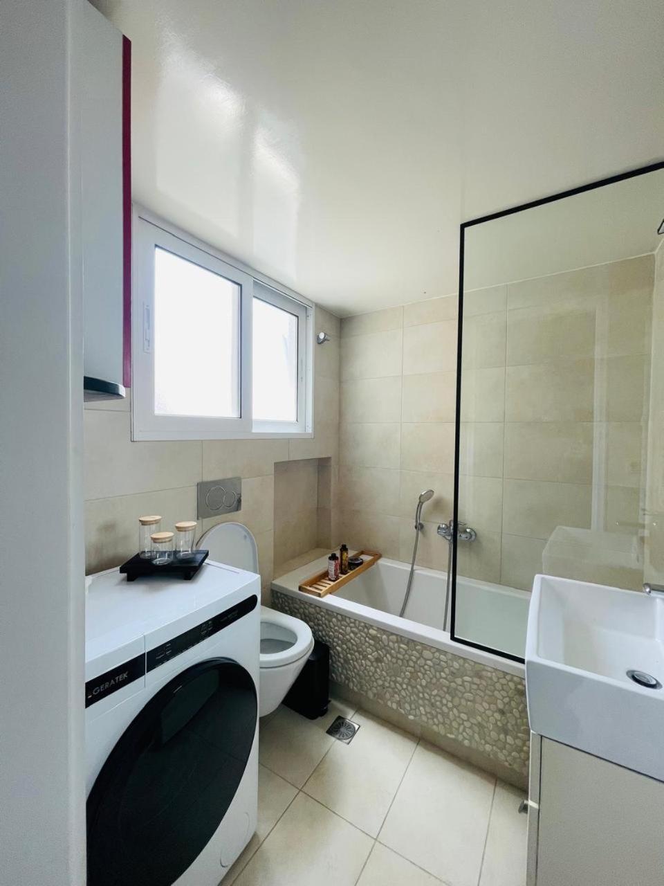 אתונה Overview Boutique Apartment מראה חיצוני תמונה