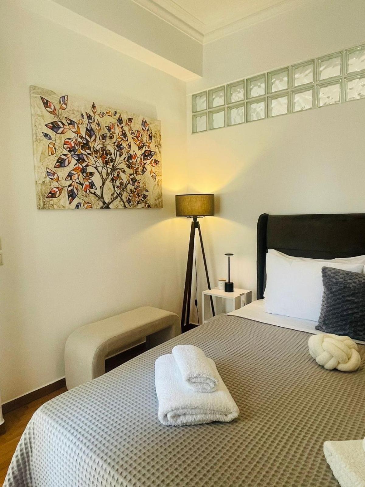 אתונה Overview Boutique Apartment מראה חיצוני תמונה